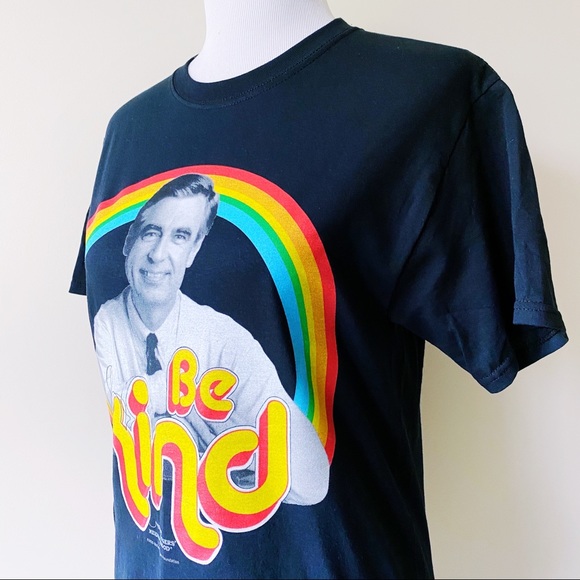 🆕 Mr. Rogers Neighborhood Rainbow T-Shirt Pride - Picture 3 of 7